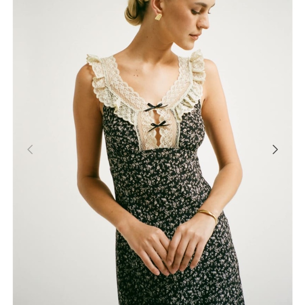 Rumored Black Ruched Babydoll Midi Dress